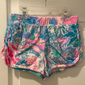 Lilly Pulitzer size medium shorts